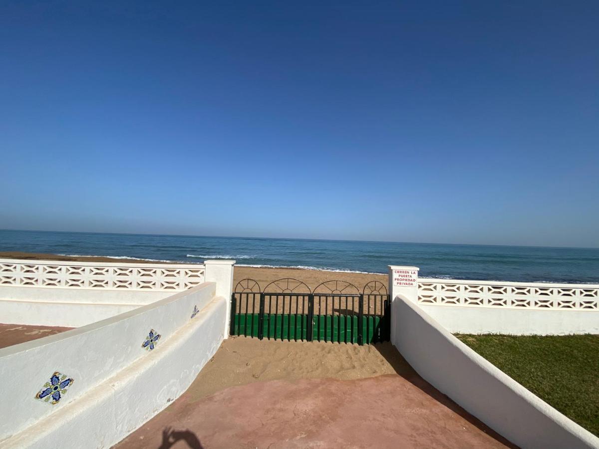 Ático en primerísima linea de playa!!! Dénia Exterior foto